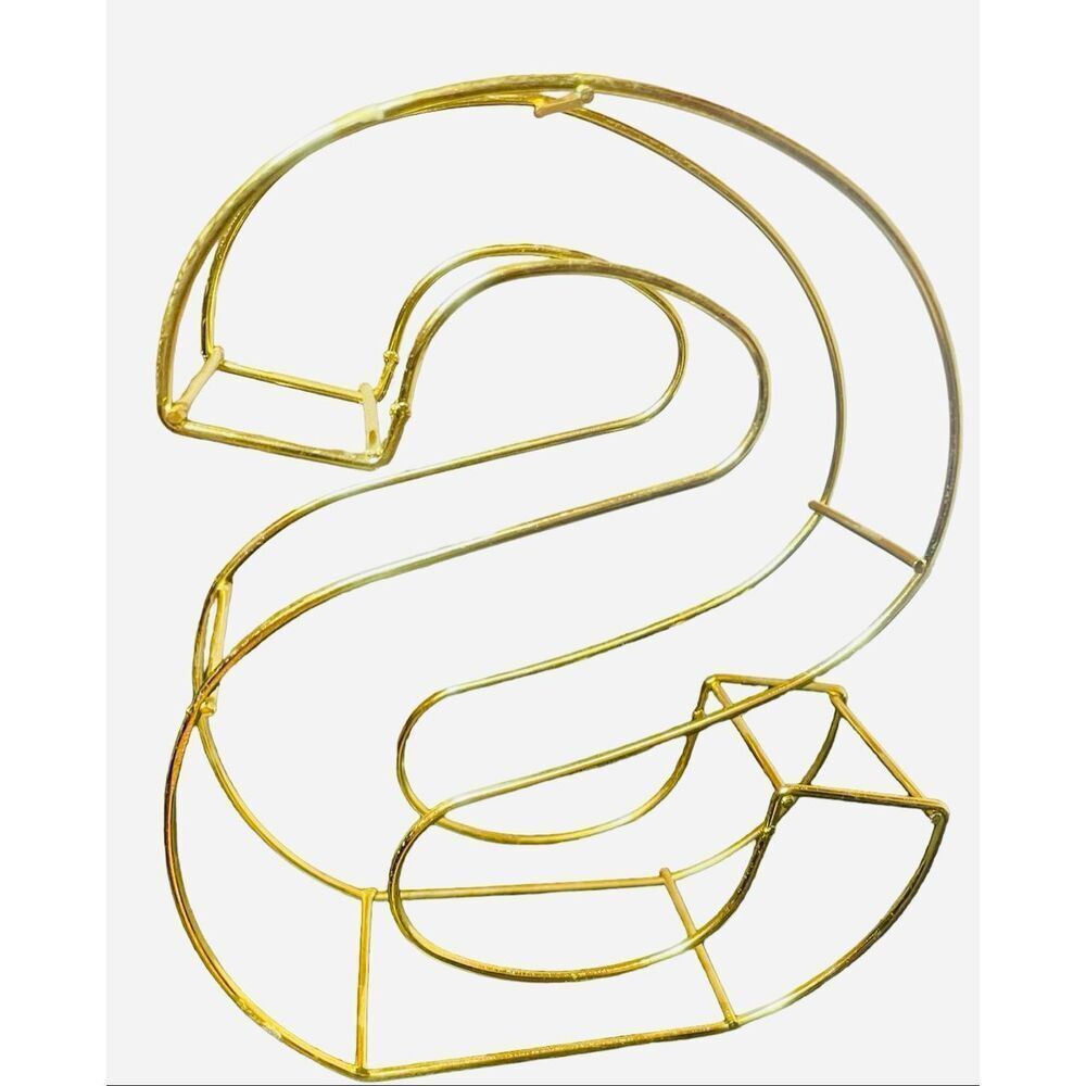 Balsa 3-D Decorative Gold ’S’ - Picture 3 of 5